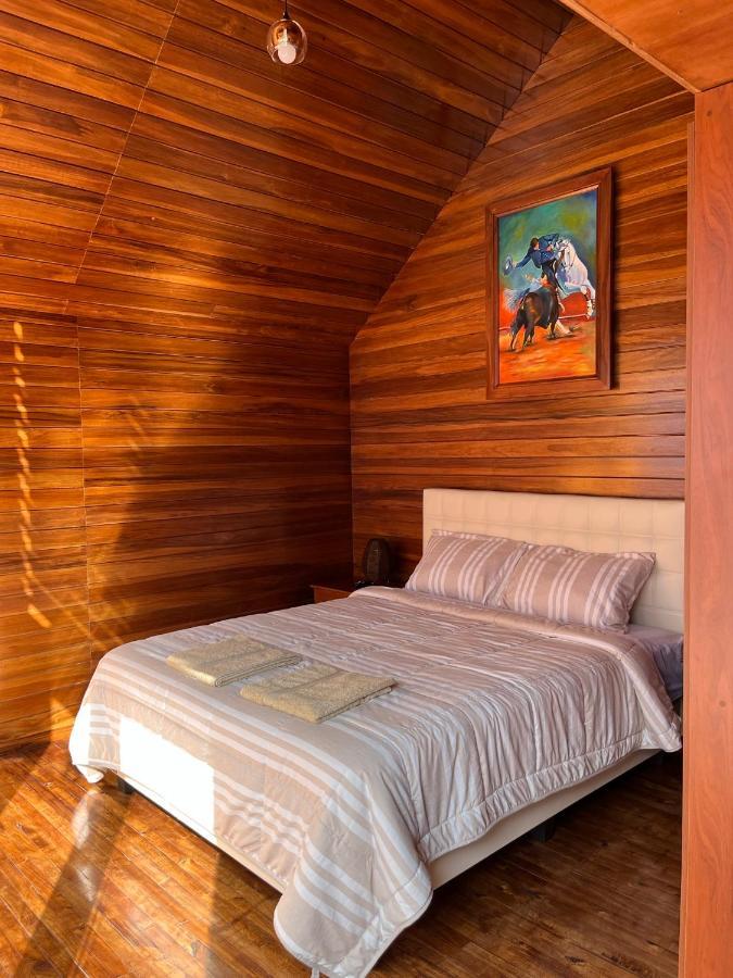 Mi Margarita Chalets Alausi Luaran gambar